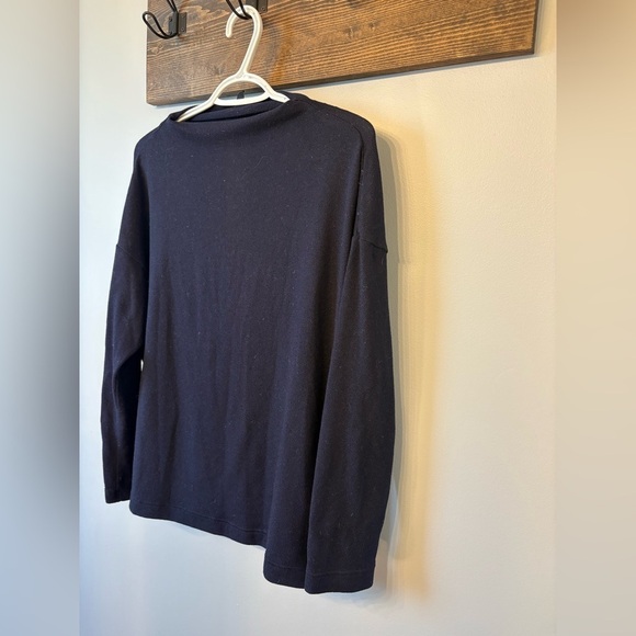 Uniqlo Navy Blue Cowl Neck Sweater size L - Picture 2 of 10